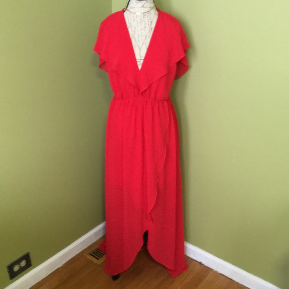 Romeo + Juliet Couture red ruffle maxi dress